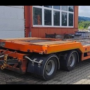 foto 40/32t pryczepa niskopodwoziowa 4-osiowa Goldhofer Moeslein